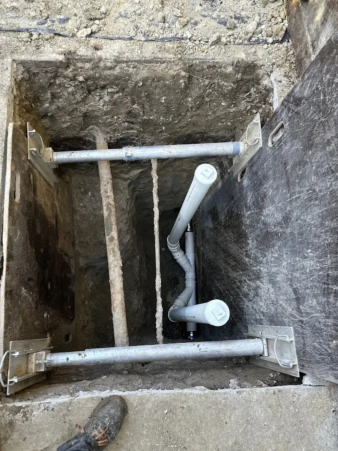 Experienced plumber completing Gas Line Repair work in Willoughby